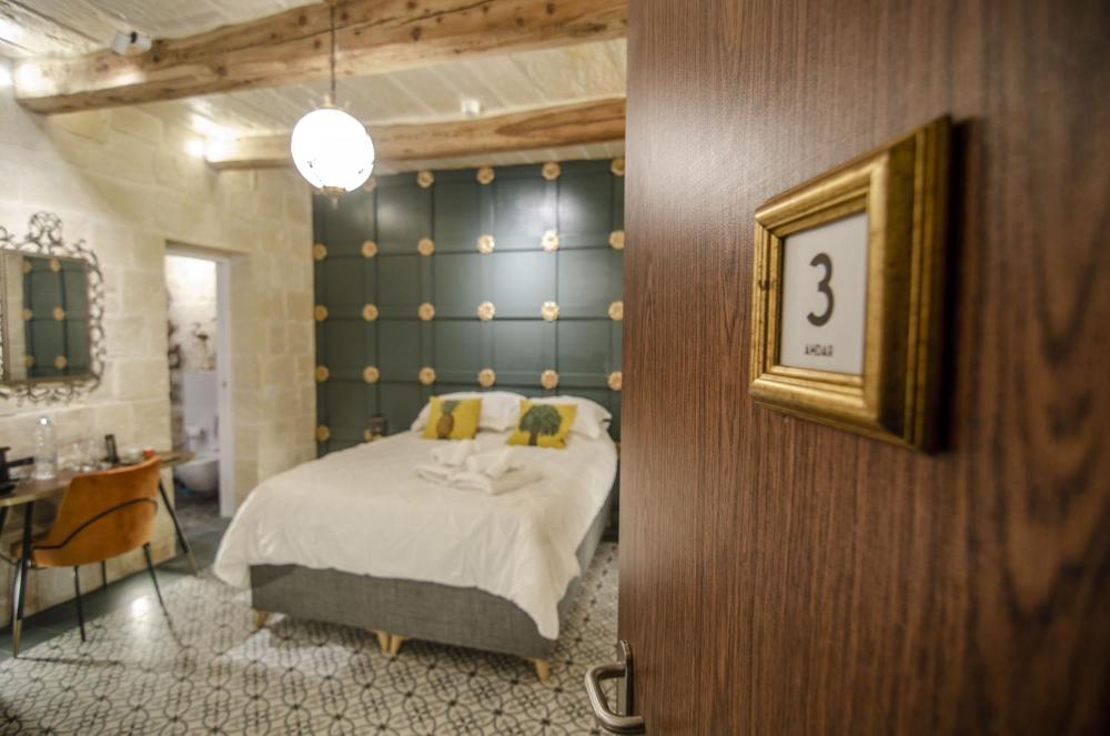 Deluxe Double Room with Bath